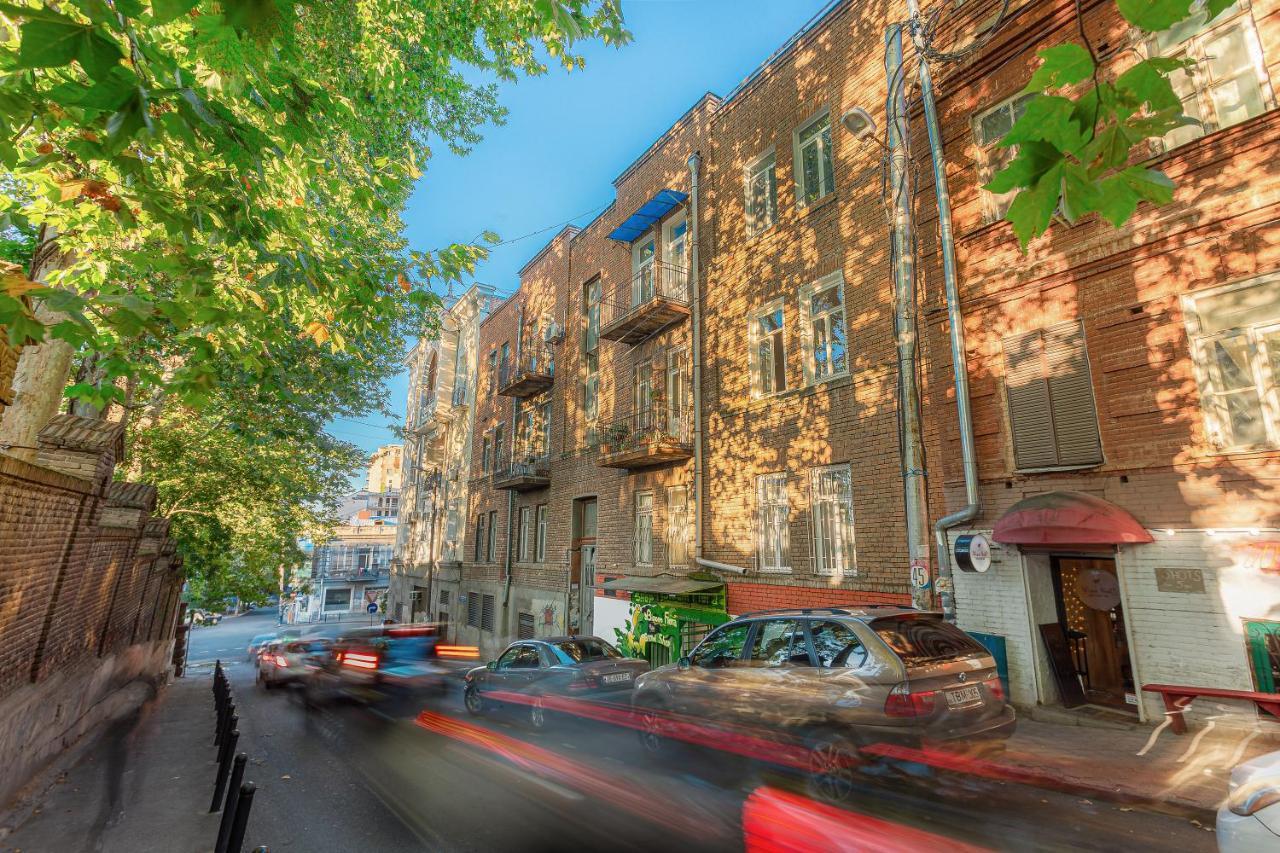 Cozy Room In Old Tbilisi, In Front Of Wine Factory Exteriör bild